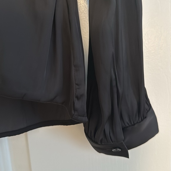 NWOT All in Favor Blouse Open Top - Picture 6 of 11